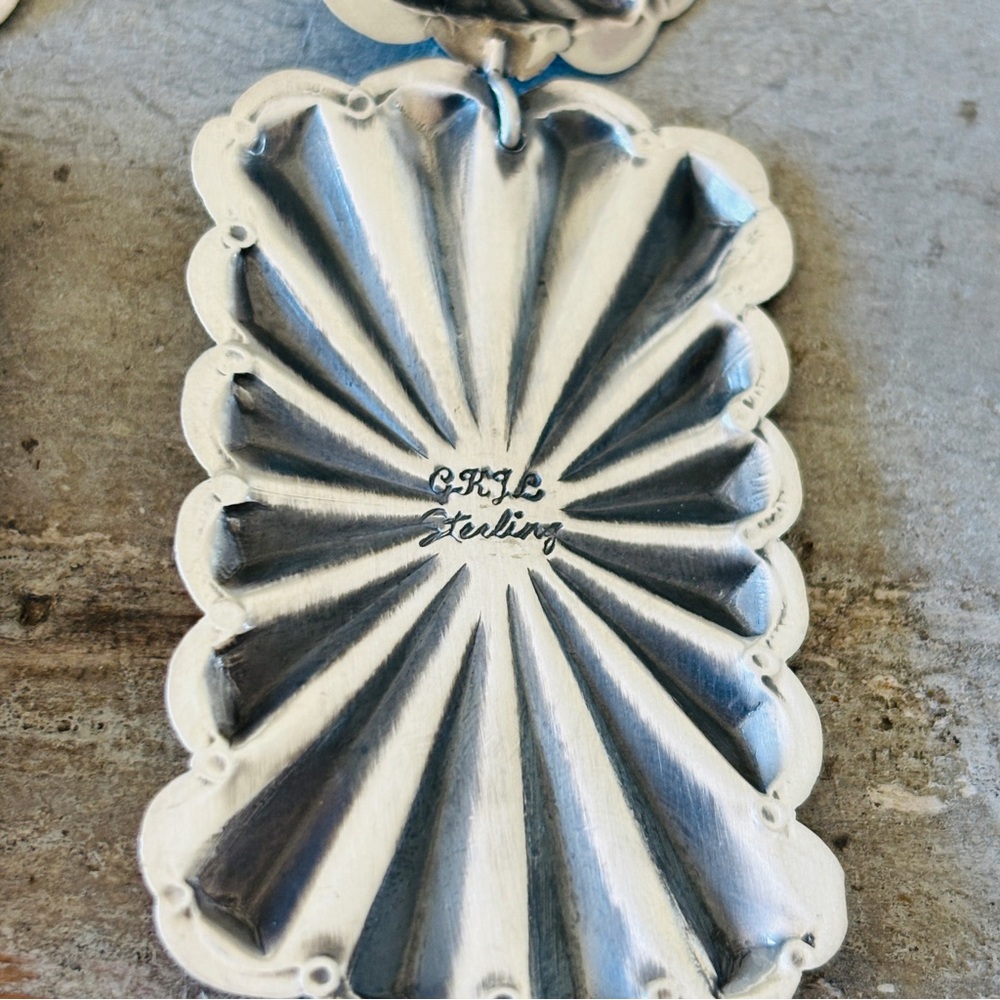 ♥️ Navajo ♥️ Glenn Livingston Sterling Silver & Waterweb Kingman Concho Earrings - Picture 6 of 11